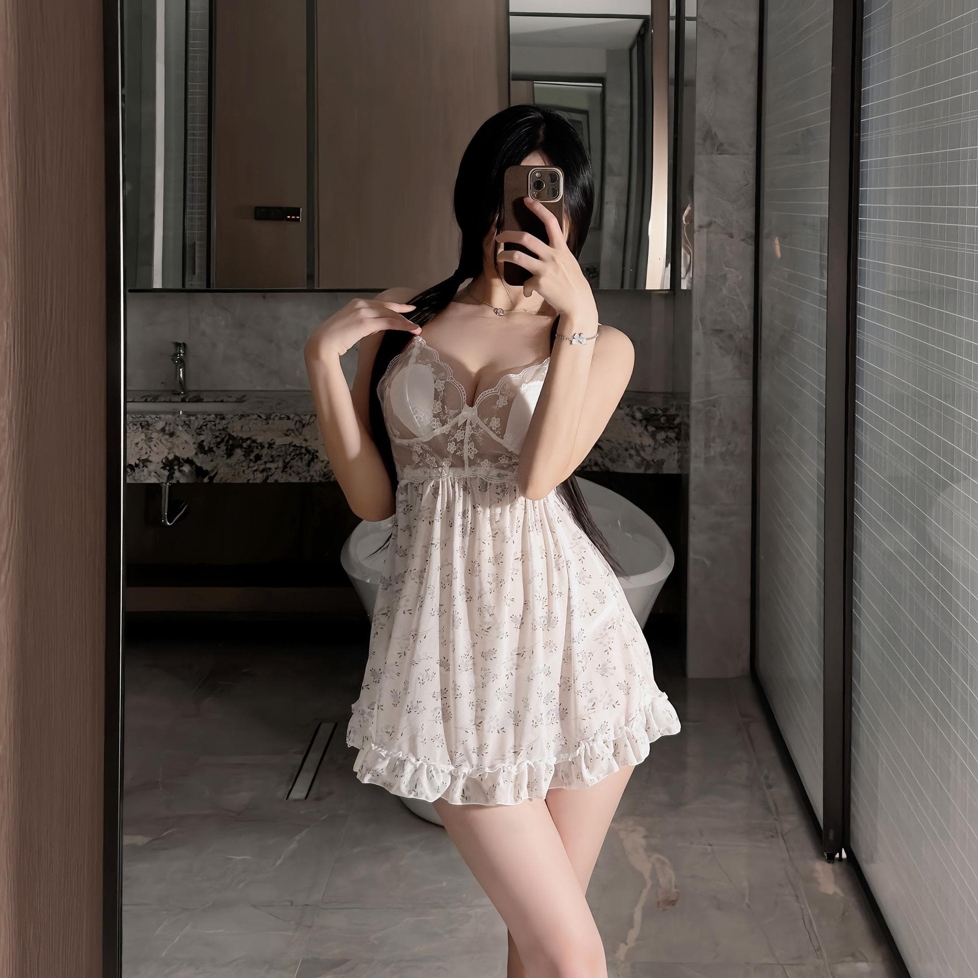 V37 Váy voan QC mềm hoa nhí