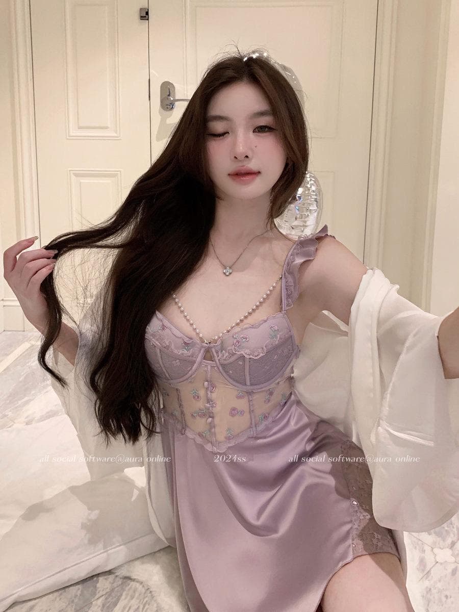 V56 Váy gọng đệm hoa nhí + ngọc trai